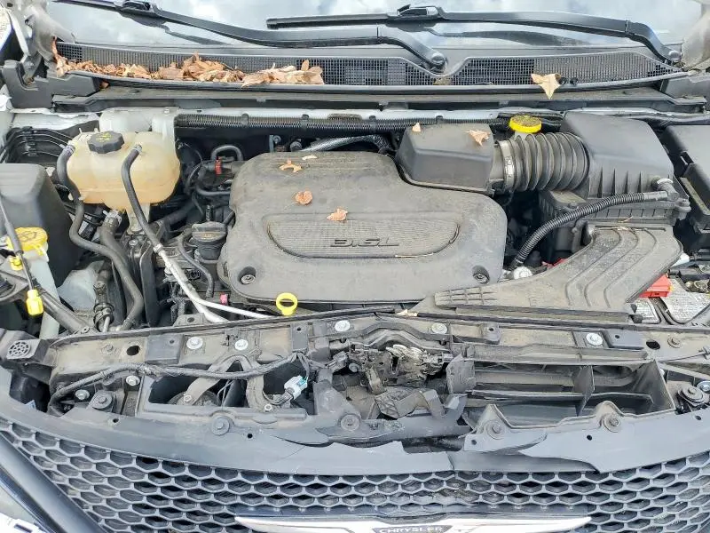 2022 CHRYSLER VOYAGER LX  