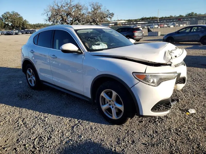2018 ALFA ROMEO STELVIO   