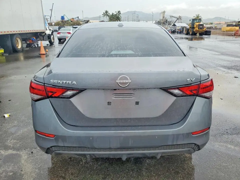 2024 NISSAN SENTRA SV  