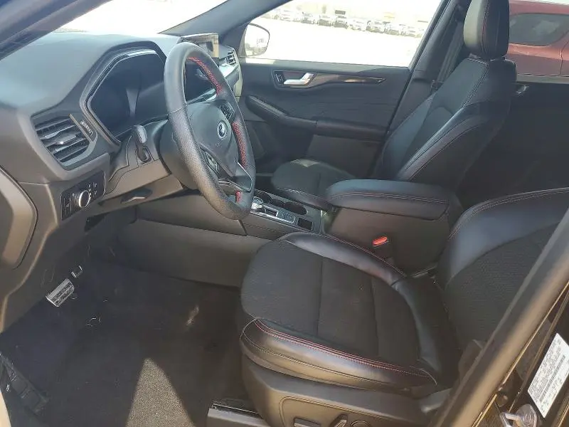 2023 FORD ESCAPE ST LINE  