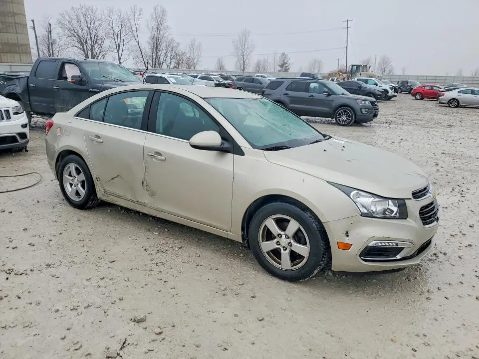 2015 CHEVROLET CRUZE LT  