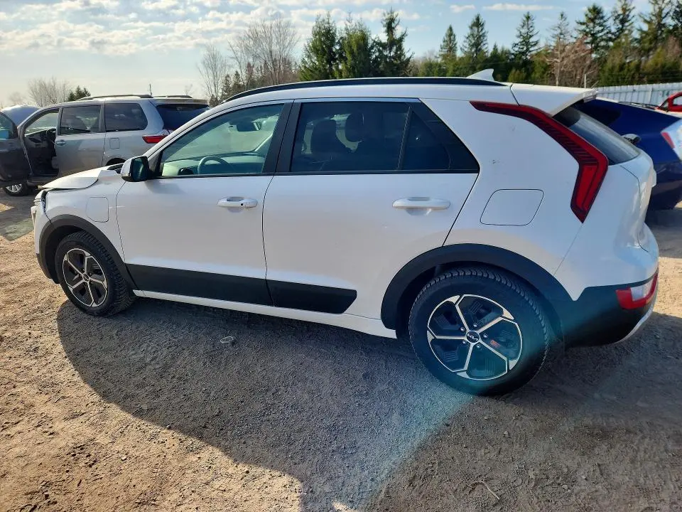 2024 KIA NIRO EX  