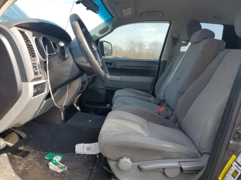 2013 TOYOTA TUNDRA GRADE  