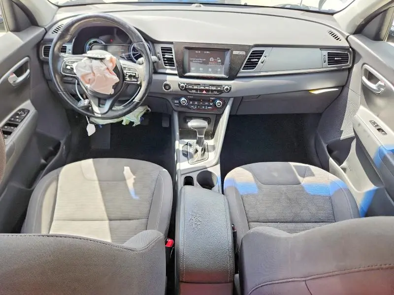 2018 KIA NIRO LX  