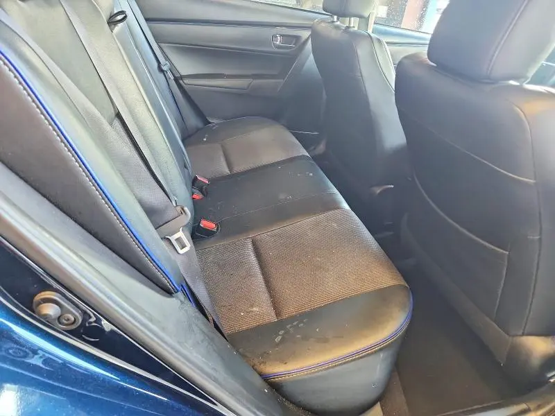 2017 TOYOTA COROLLA SE  