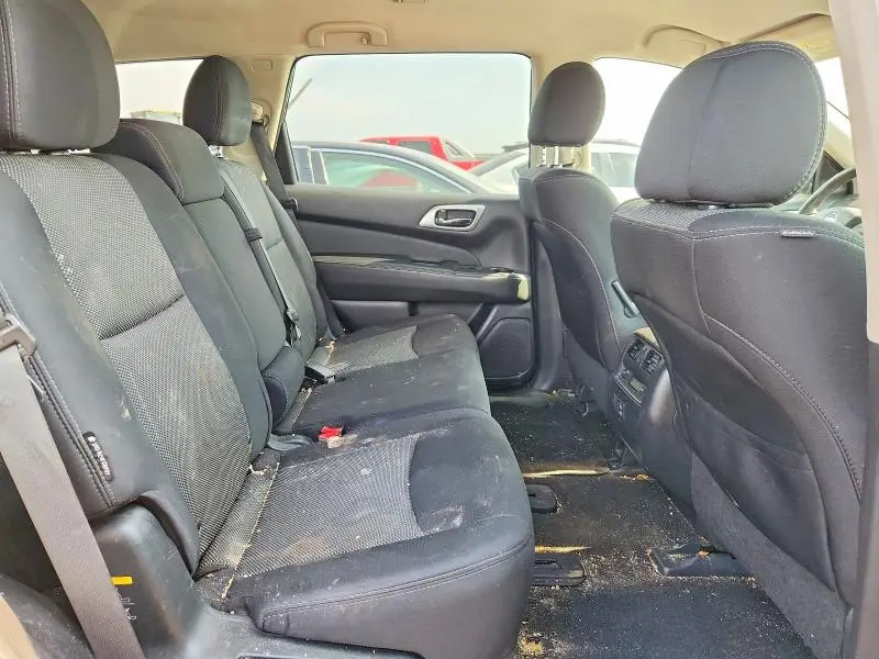 2018 NISSAN PATHFINDER SV  