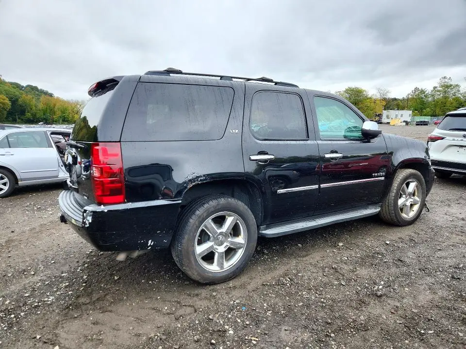 2013 CHEVROLET TAHOE K1500 LTZ  