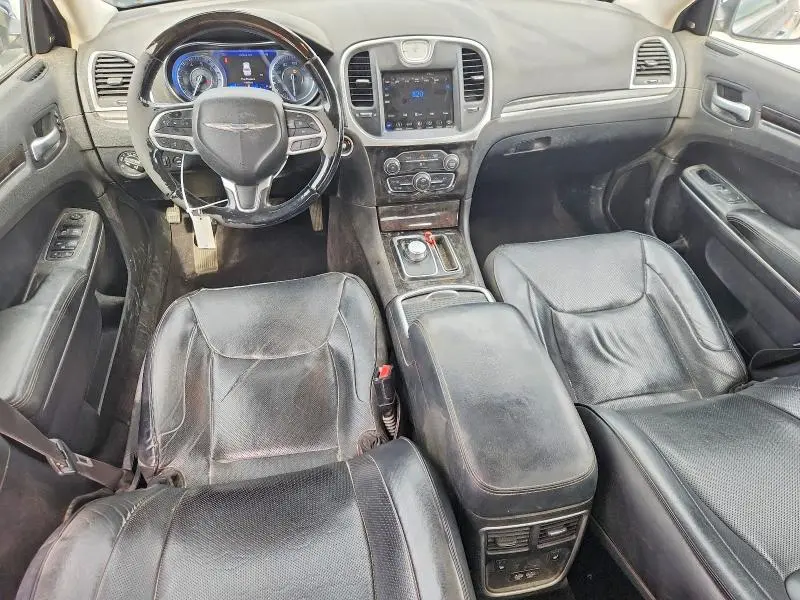 2019 CHRYSLER 300 LIMITED  