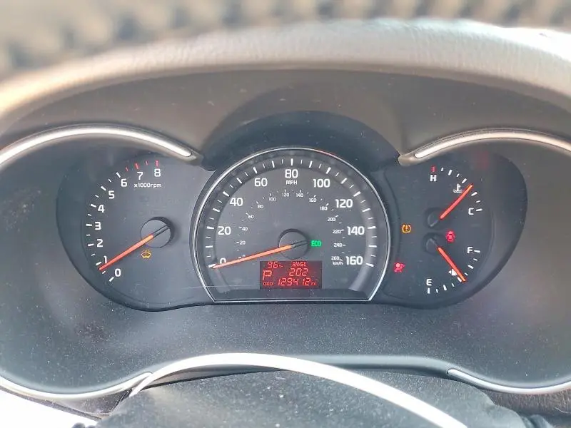 2015 KIA SORENTO LX  