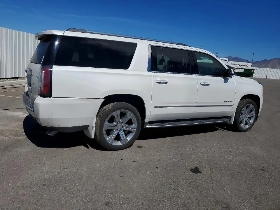2017 GMC YUKON XL DENALI  