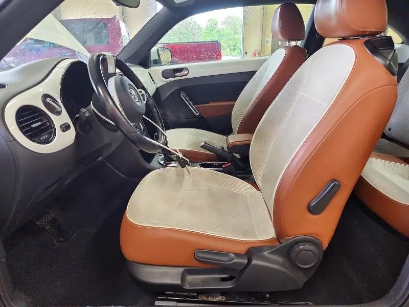 2017 VOLKSWAGEN BEETLE 1.8T  