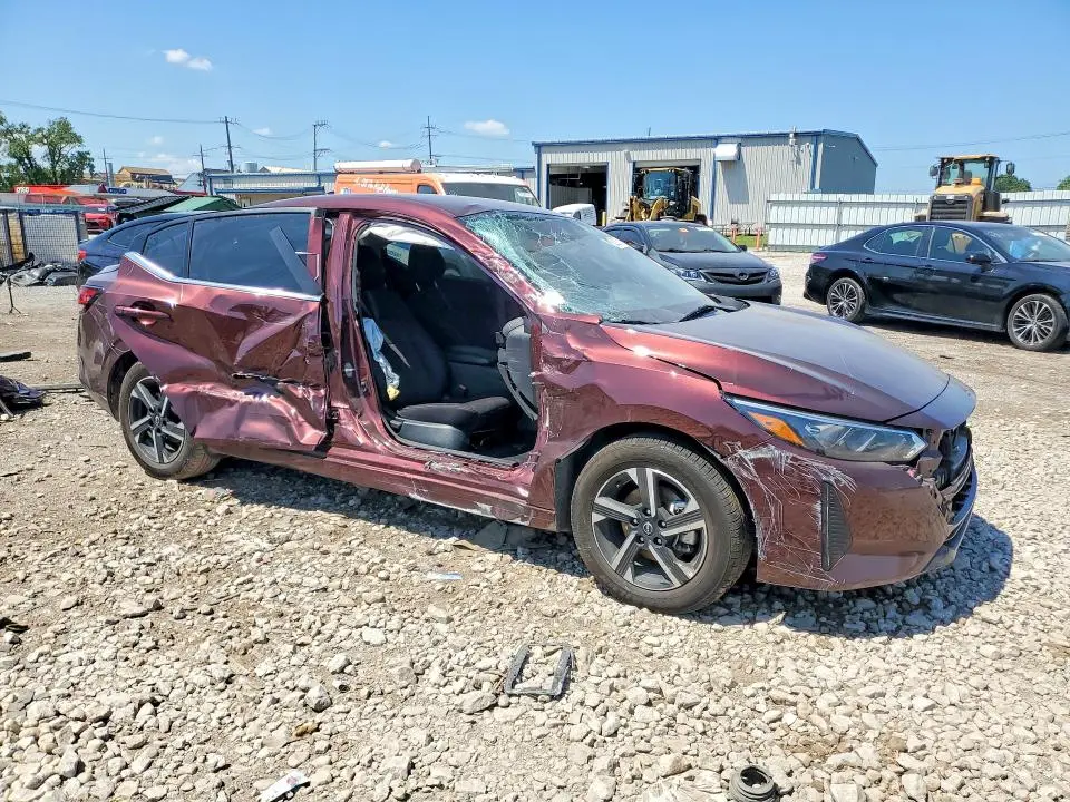 2025 NISSAN SENTRA SV  