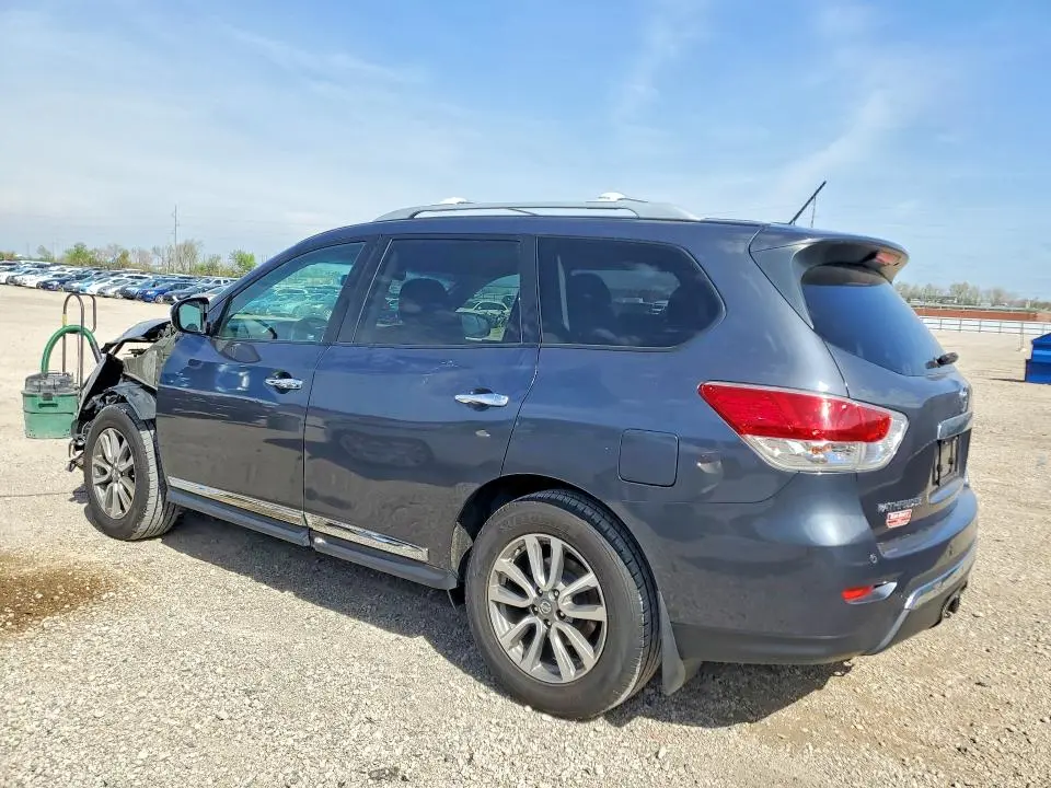 2013 NISSAN PATHFINDER S  