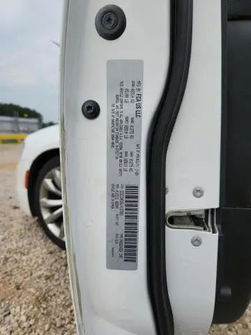 2020 CHRYSLER 300 LIMITED  