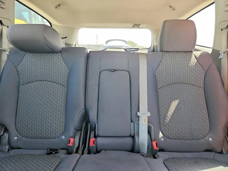 2012 CHEVROLET TRAVERSE LS  