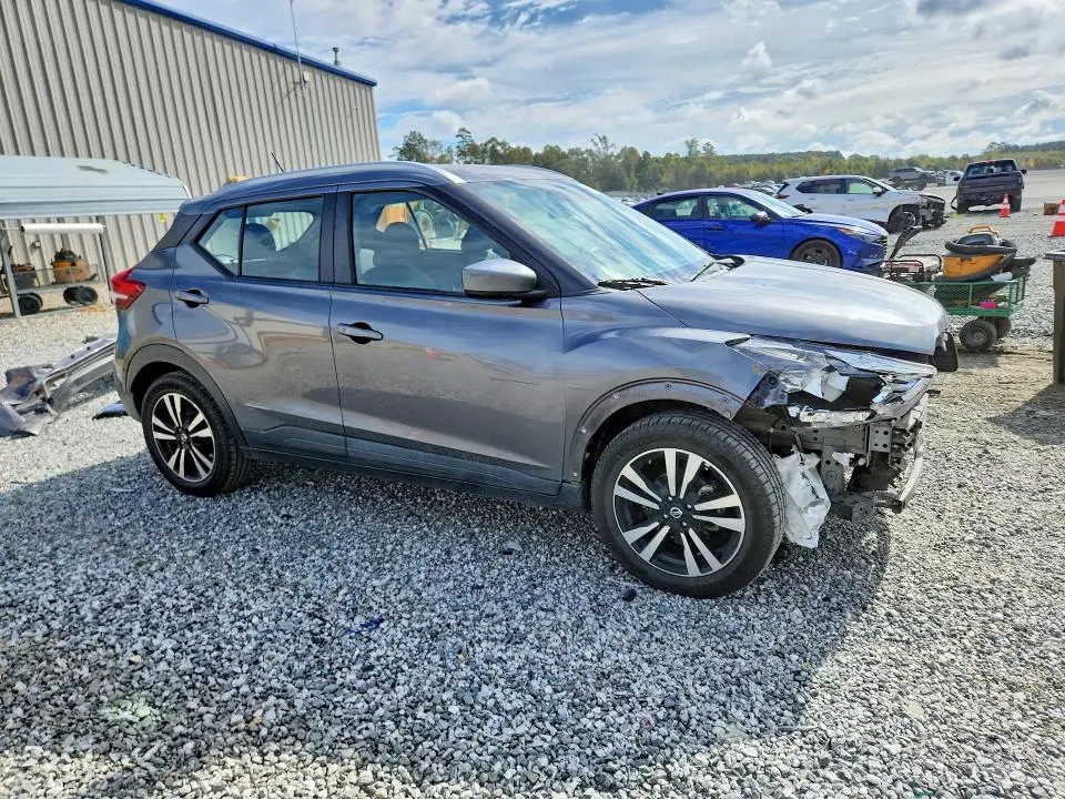 2019 NISSAN KICKS SV  