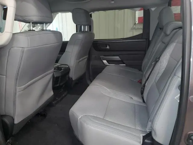 2024 TOYOTA TUNDRA CREWMAX SR