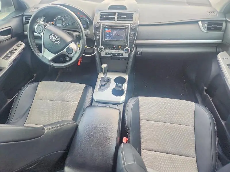 2013 TOYOTA CAMRY SE  