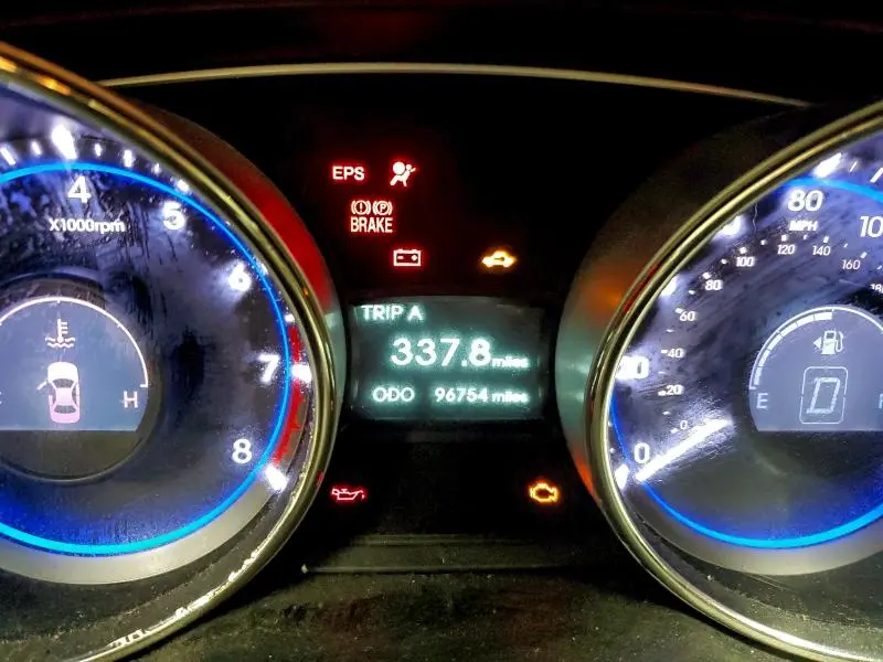 2013 HYUNDAI SONATA SE  