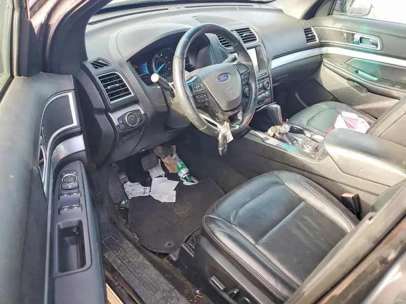 2017 FORD EXPLORER XLT  