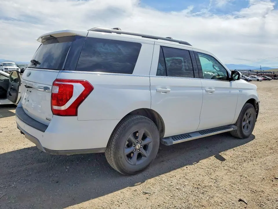 2021 FORD EXPEDITION XLT  