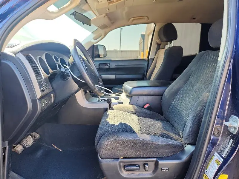 2011 TOYOTA TUNDRA DOUBLE CAB SR5  