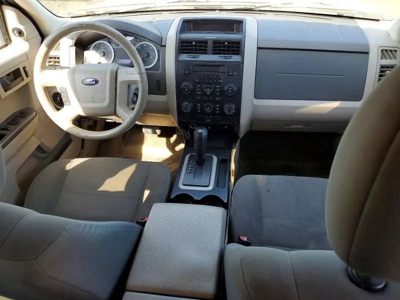 2010 FORD ESCAPE   