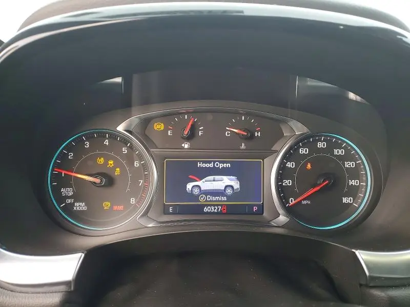 2023 CHEVROLET TRAVERSE LT  