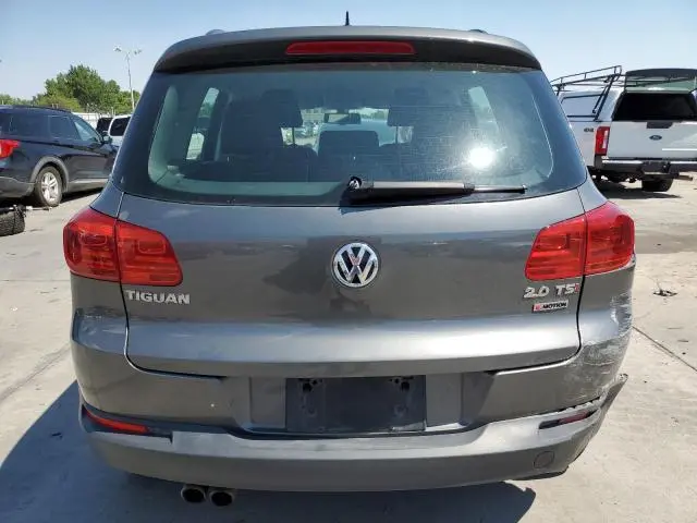 2016 VOLKSWAGEN TIGUAN S  