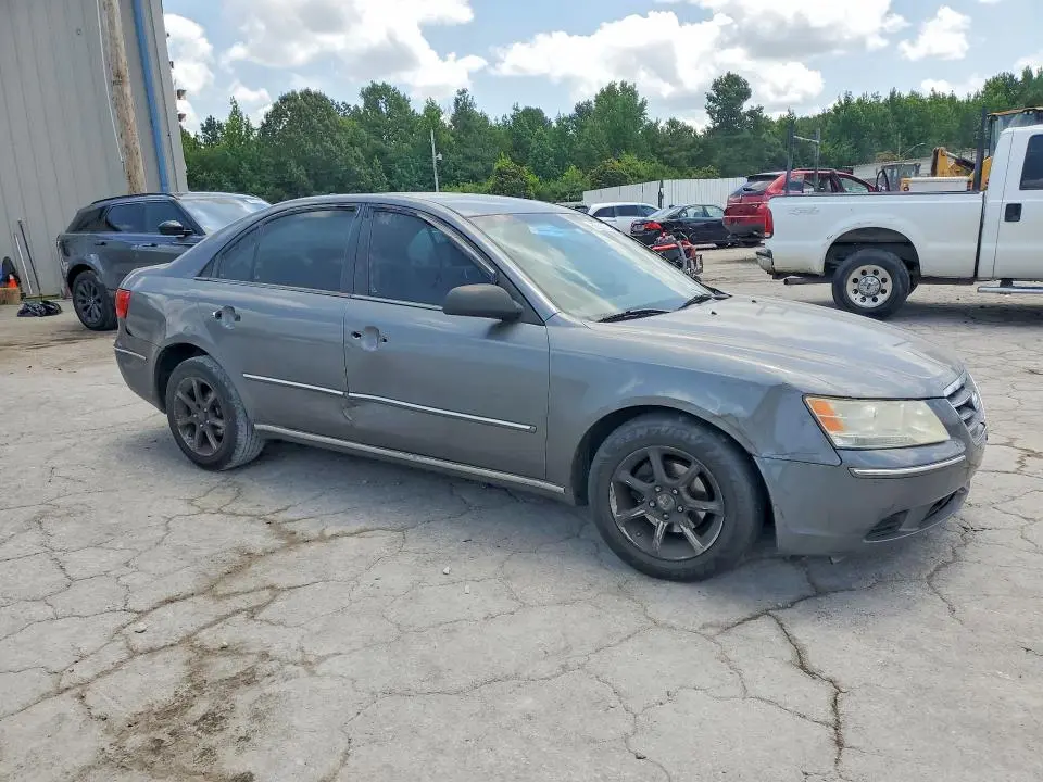 2010 HYUNDAI SONATA GLS  