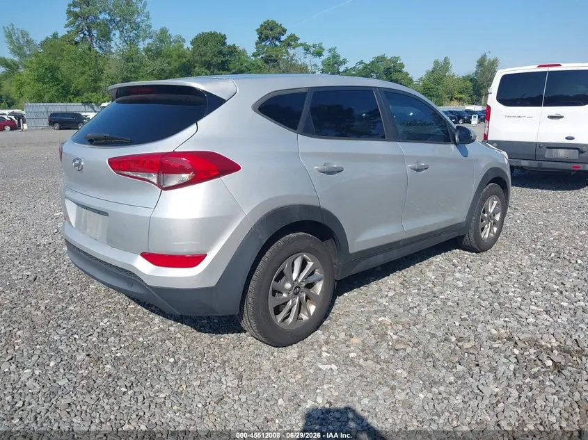 2018 HYUNDAI TUCSON SE
