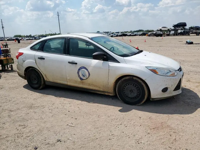 2014 FORD FOCUS S  