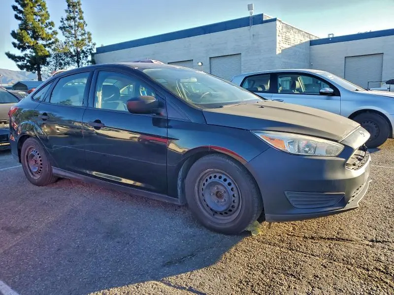 2015 FORD FOCUS S  