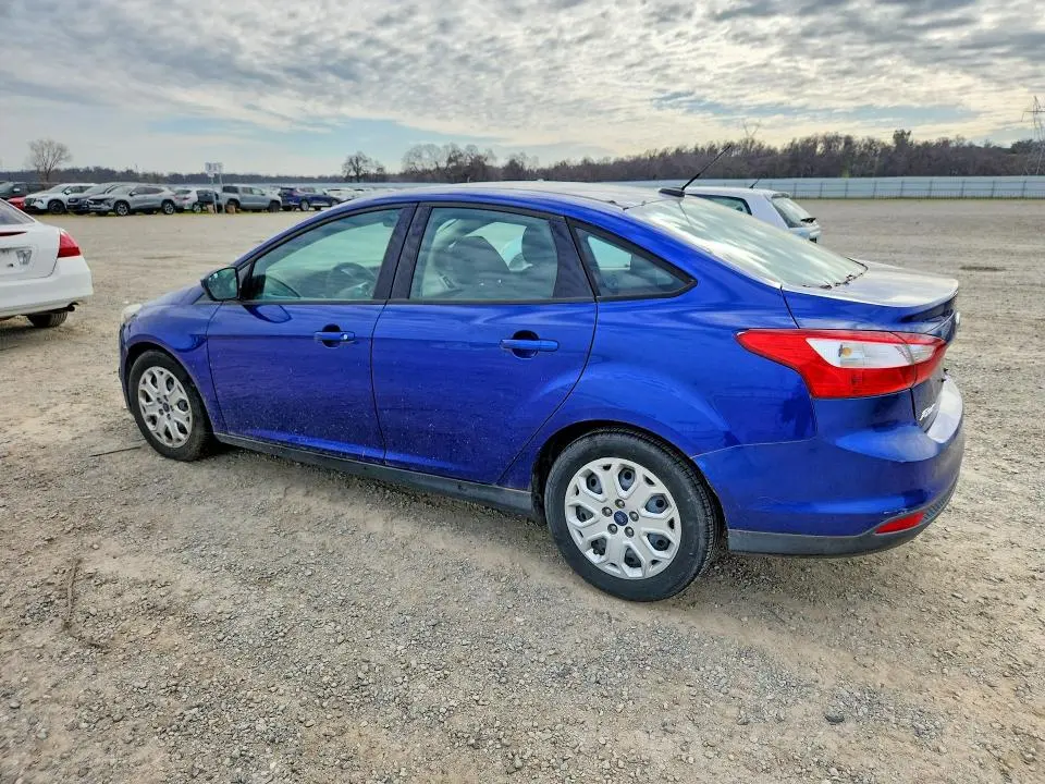 2012 FORD FOCUS SE  