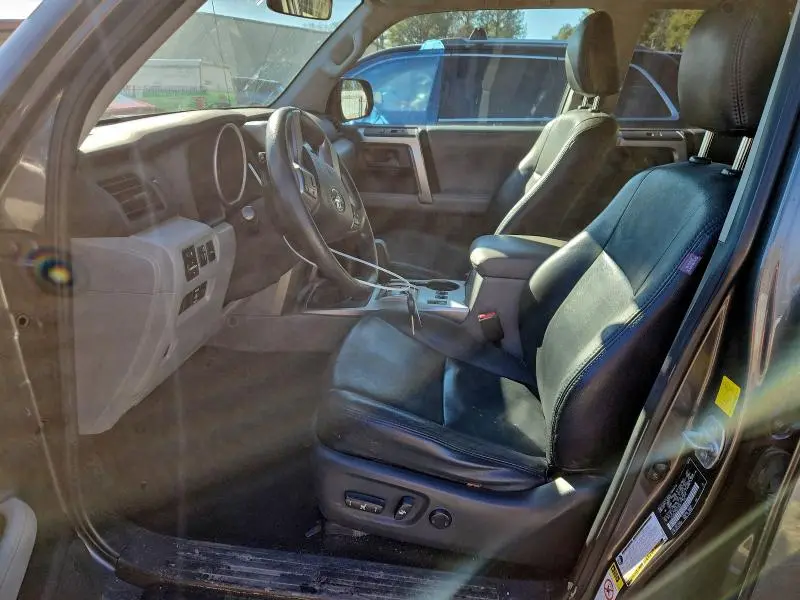 2011 TOYOTA 4RUNNER SR5  