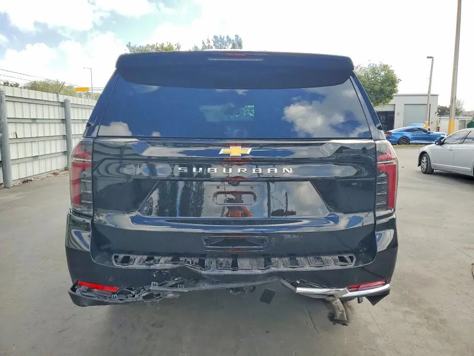 2025 CHEVROLET SUBURBAN C1500 LS  
