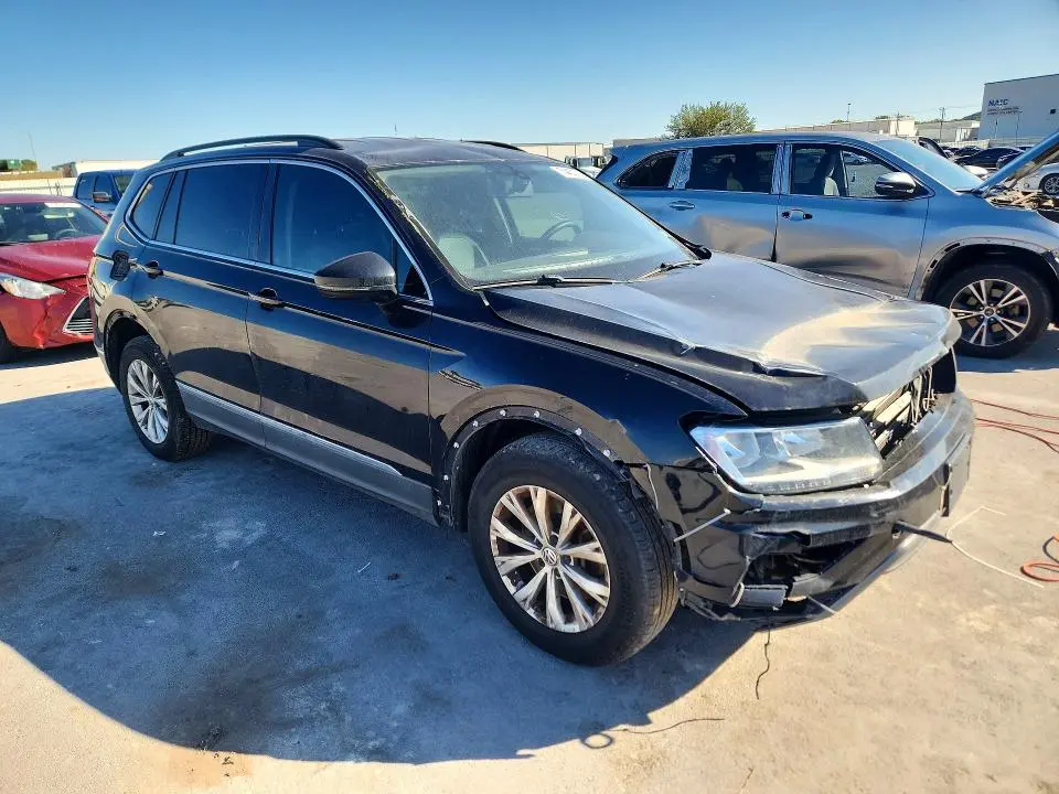 2018 VOLKSWAGEN TIGUAN SE  