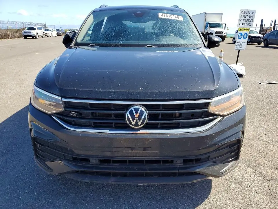 2022 VOLKSWAGEN TIGUAN SE R-LINE BLACK  