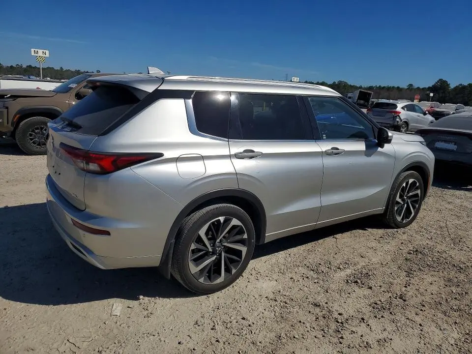 2022 MITSUBISHI OUTLANDER SEL  