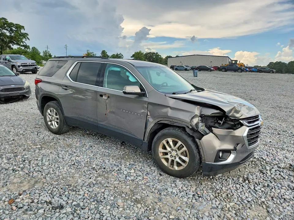 2019 CHEVROLET TRAVERSE LT  