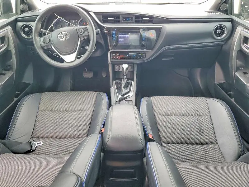 2018 TOYOTA COROLLA SE  