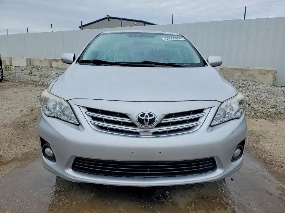 2013 TOYOTA COROLLA LE  