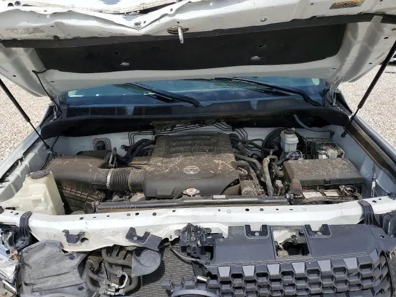 2018 TOYOTA TUNDRA CREWMAX SR5  
