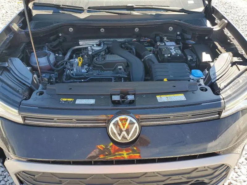 2025 VOLKSWAGEN TAOS SE  