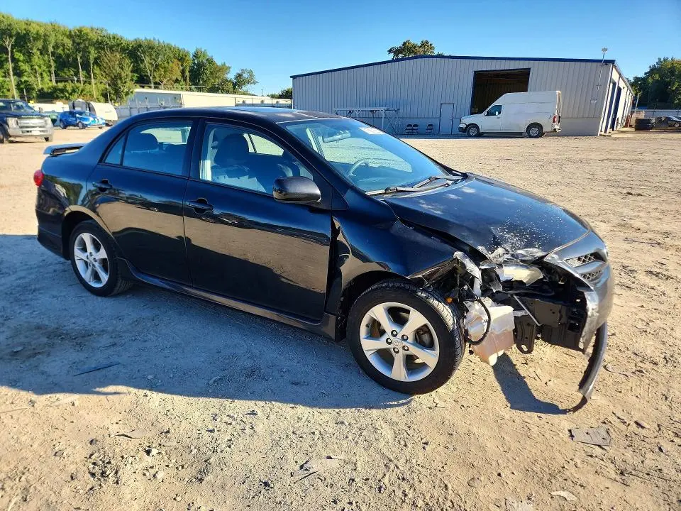 2011 TOYOTA COROLLA S  