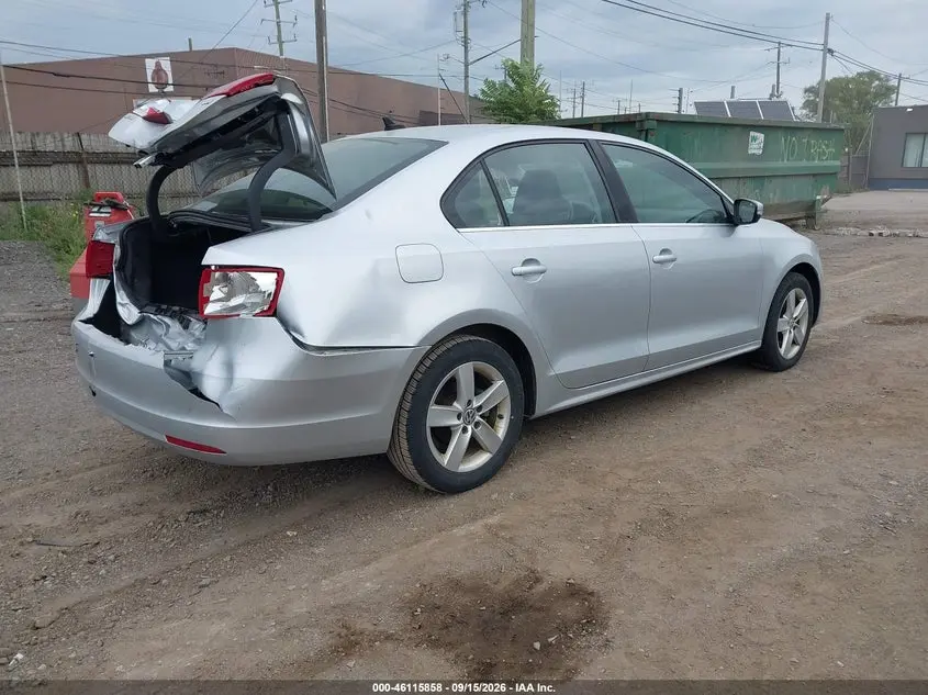 2014 VOLKSWAGEN JETTA 2.0L TDI