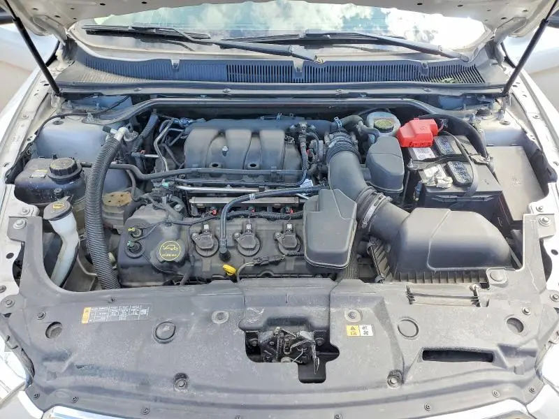 2018 FORD TAURUS SE  