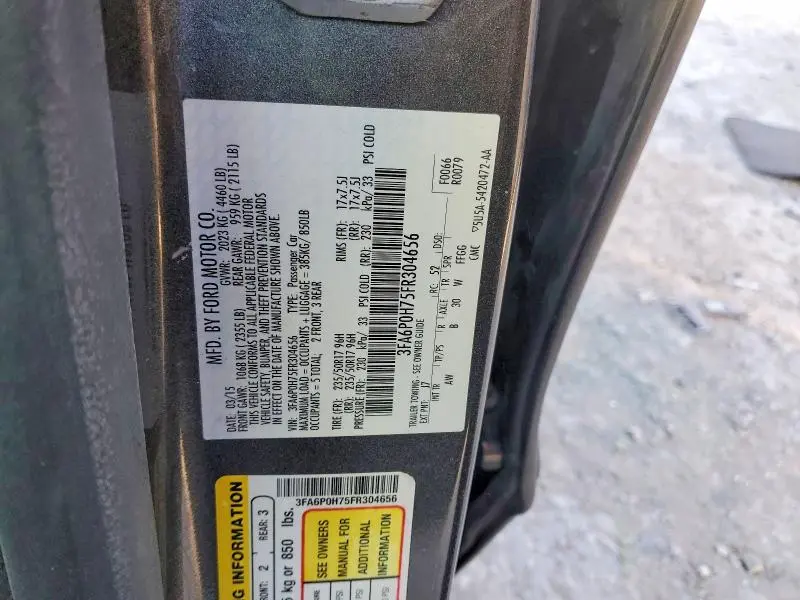 2015 FORD FUSION SE  