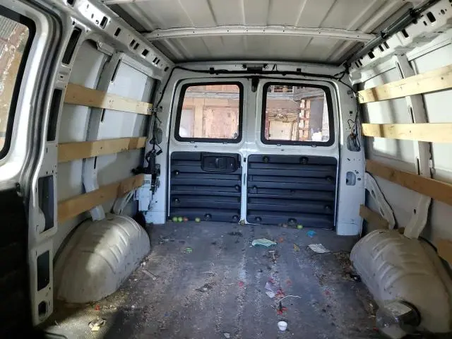 2019 GMC SAVANA G2500  