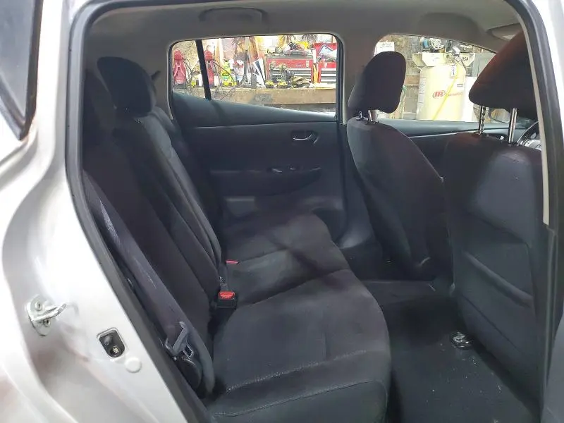 2013 NISSAN LEAF S  